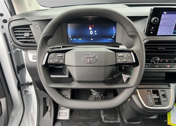 Vehicle image 4 Vehicle image 4