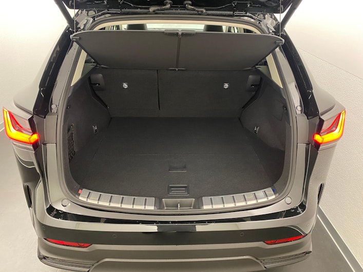 Vehicle image LEXUS NX