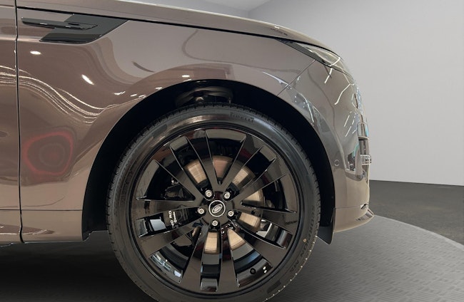 Vehicle image 6 Vehicle image 6