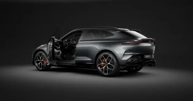 Aston Martin DBX 707 4.0 V8 Bi-Turbo