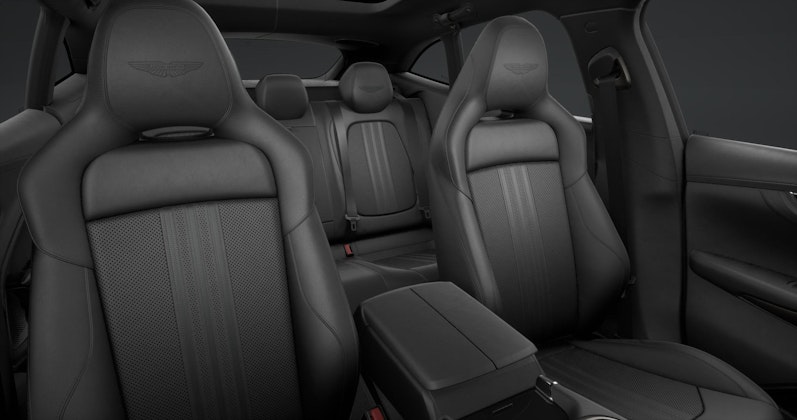 Vehicle image ASTON MARTIN DBX