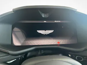 ASTON MARTIN DBX 707 4.0 V8 Bi-Turbo
