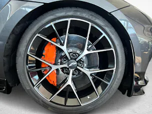 ASTON MARTIN DBX 707 4.0 V8 Bi-Turbo