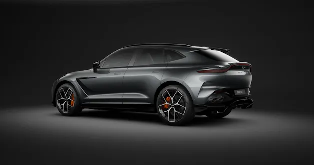 Aston Martin DBX 707 4.0 V8 Bi-Turbo