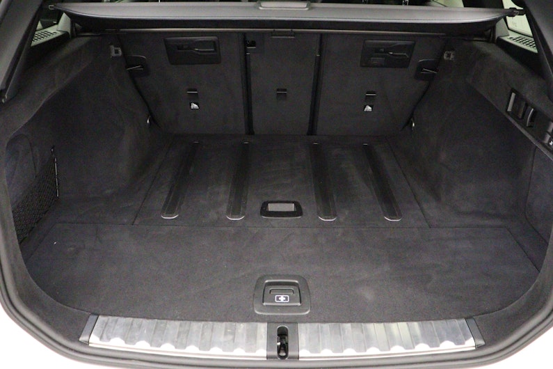 Vehicle image BMW 3 SERIES