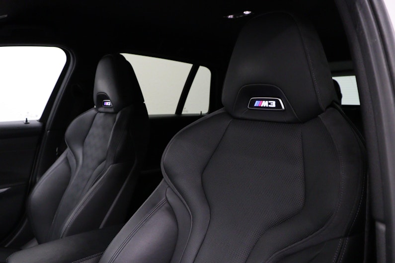 Vehicle image BMW 3 SERIES