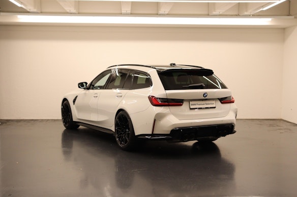 BMW M3 Competition xDrive Touring 2