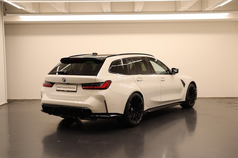 Vehicle image BMW 3 SERIES