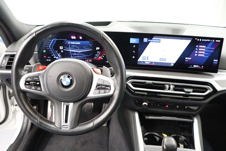 Vehicle image BMW 3 SERIES