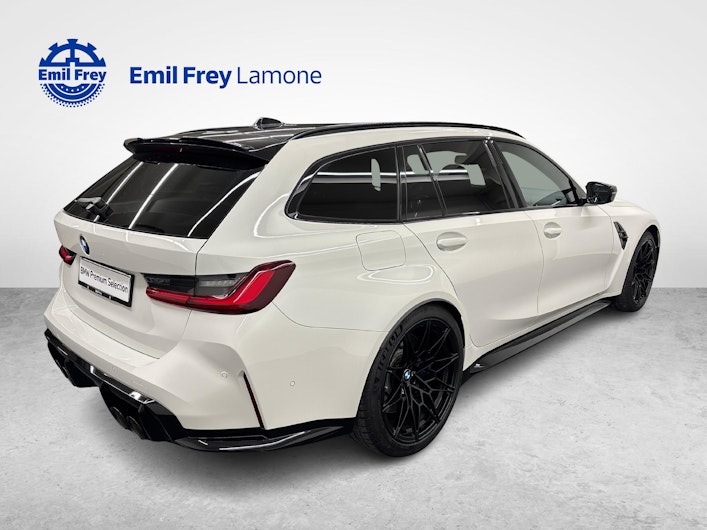 Vehicle image BMW 3 SERIES