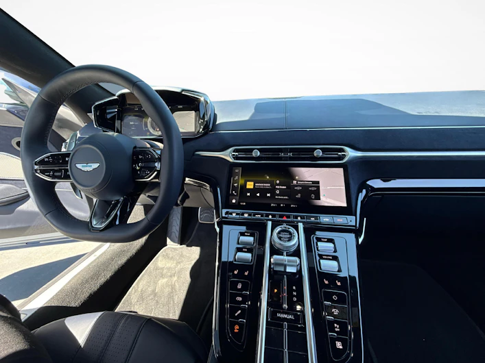 Fahrzeugbild ASTON MARTIN V12 Vantage