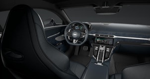 Vehicle image ASTON MARTIN V8 Vantage Coupé 4.0 V8 Bi-Turbo