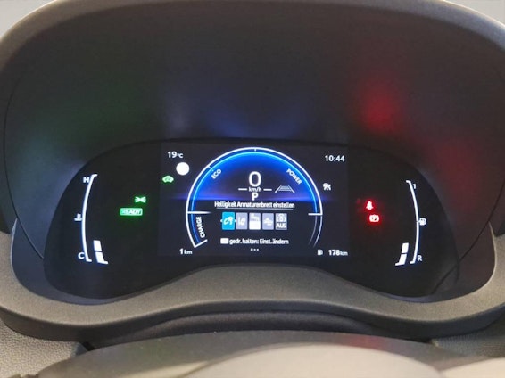 Vehicle image 14 Vehicle image 14