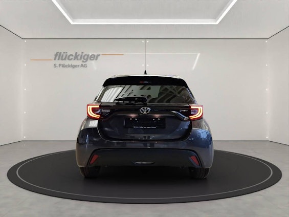 Vehicle image 5 Vehicle image 5