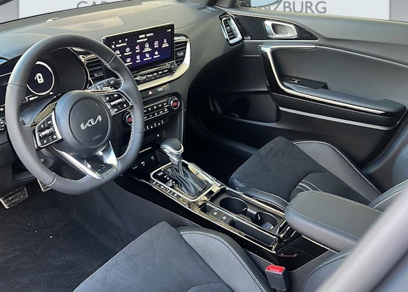 Vehicle image 9 Vehicle image 9