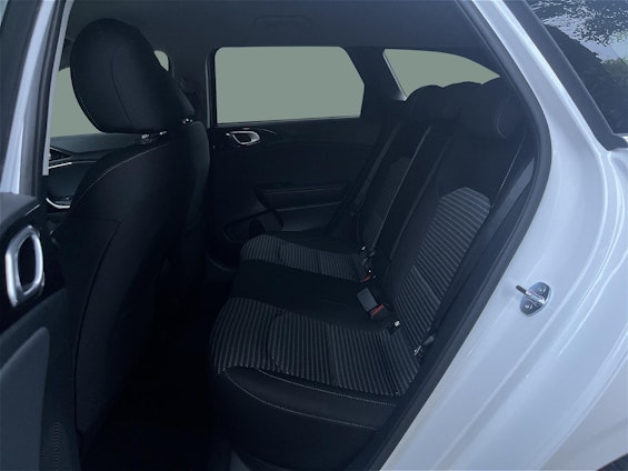 Vehicle image 11 Vehicle image 11