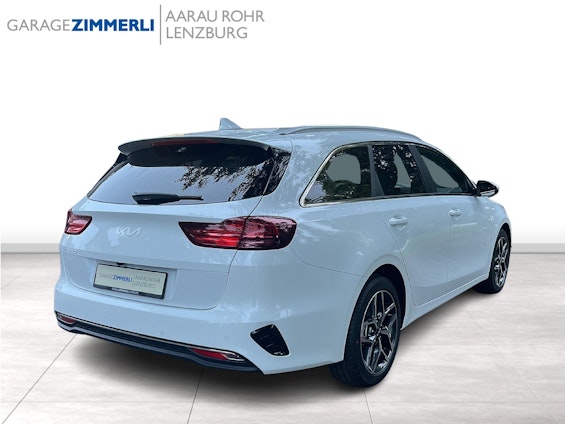 Vehicle image 4 Vehicle image 4