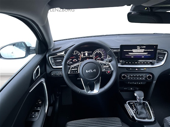 Vehicle image 10 Vehicle image 10