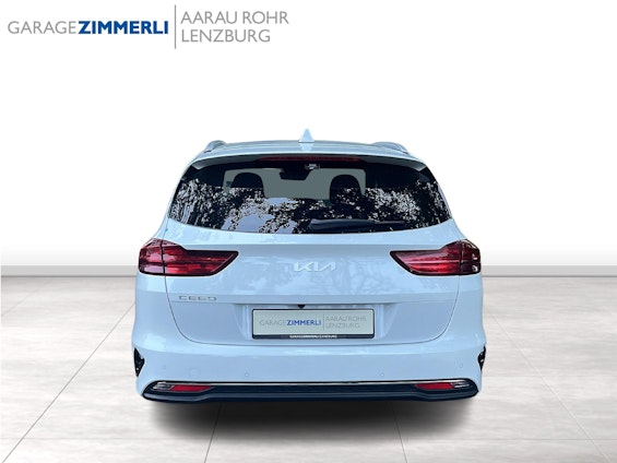 Vehicle image 3 Vehicle image 3