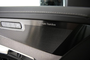 Vehicle image VOLVO XC90 2.0 T8 TE Ultra Dark eAWD