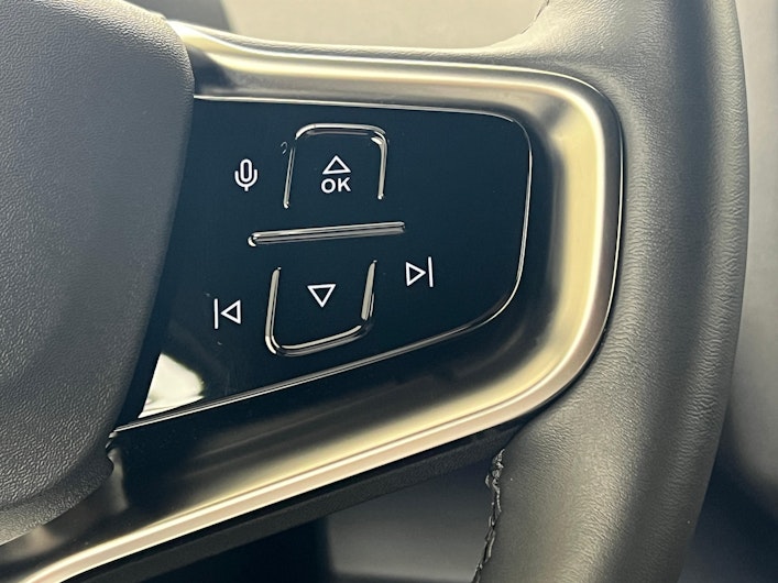 Vehicle image VOLVO EX 30