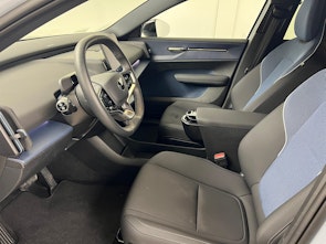 Vehicle image VOLVO EX30 E60 Twin Plus Performance AWD / ab 3,99% Leasing inkl. 1 Jahr Protect Autoversicherung