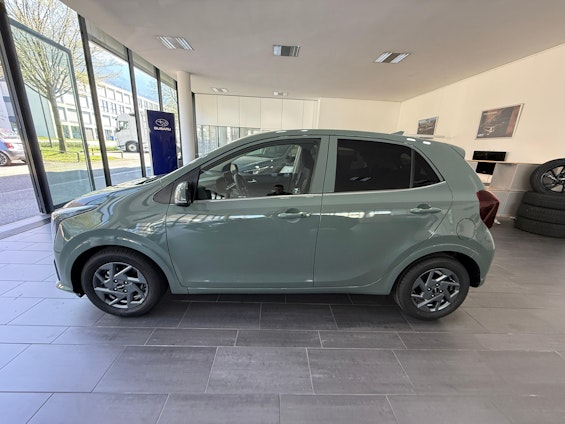 Vehicle image 7 Vehicle image 7