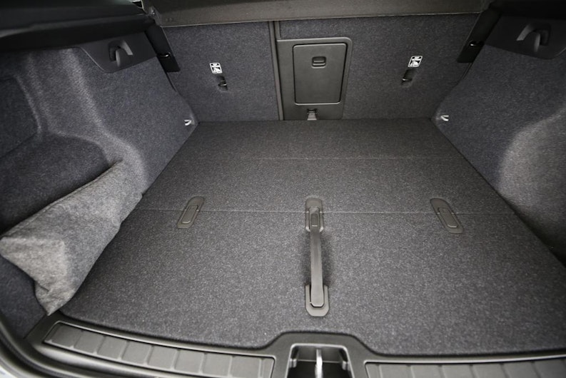 Vehicle image VOLVO XC40