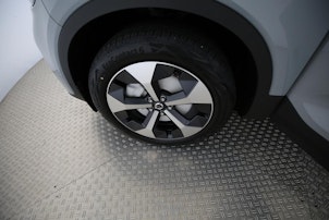 Vehicle image VOLVO XC40 2.0 B3 MH XCITE