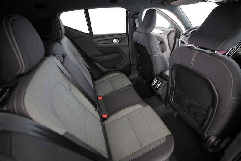 Vehicle image VOLVO XC40