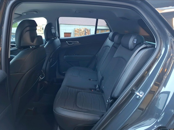 Vehicle image 7 Vehicle image 7