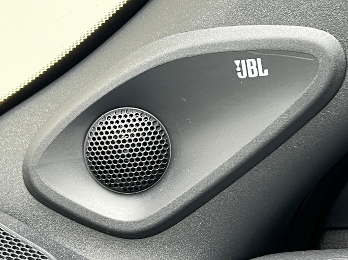 Vehicle image TOYOTA YARIS CROSS