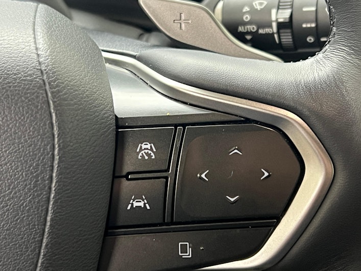 Vehicle image LEXUS LBX