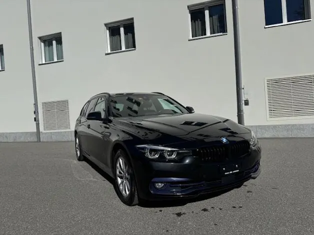 BMW 320i xDrive Touring