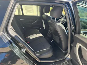 BMW 320i xDrive Touring