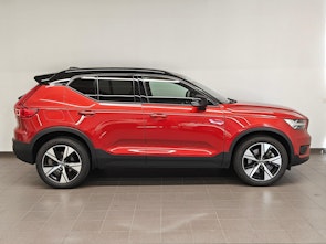 Vehicle image VOLVO XC40 1.5 T5 PiH R-Design