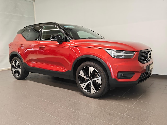 Vehicle image VOLVO XC40