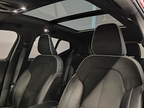 Vehicle image VOLVO XC40 1.5 T5 PiH R-Design