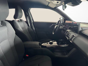 https://vehicle.imgix.net/4021955/9184d377-8274-4078-a165-4c524a855feb.jpg
