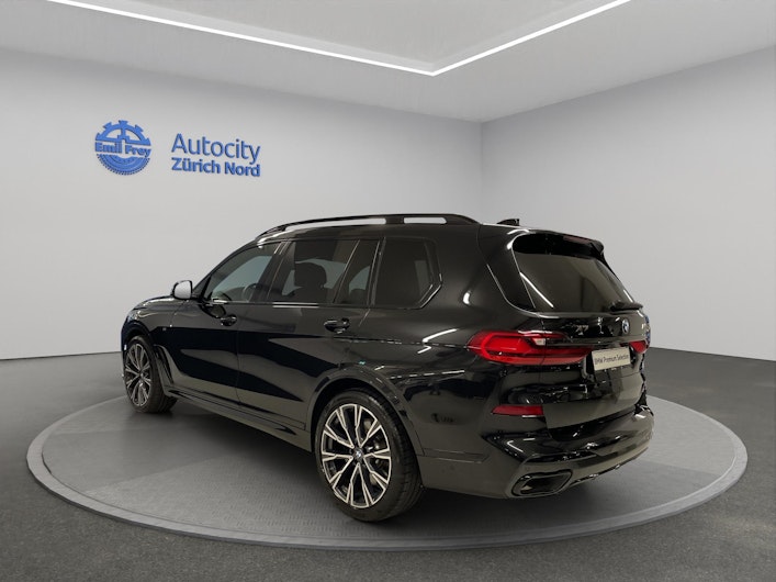 Vehicle image BMW X7