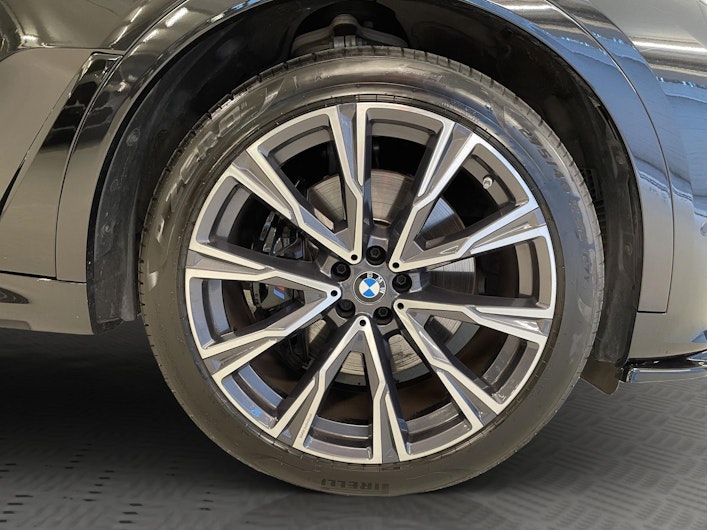 Vehicle image BMW X7