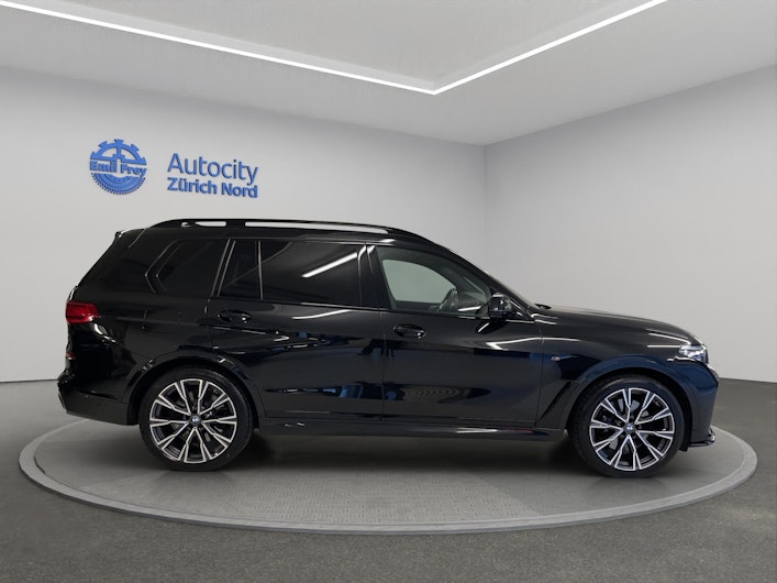 Vehicle image BMW X7