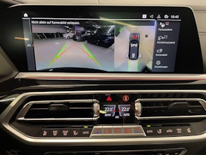 Vehicle image BMW X7 M50i