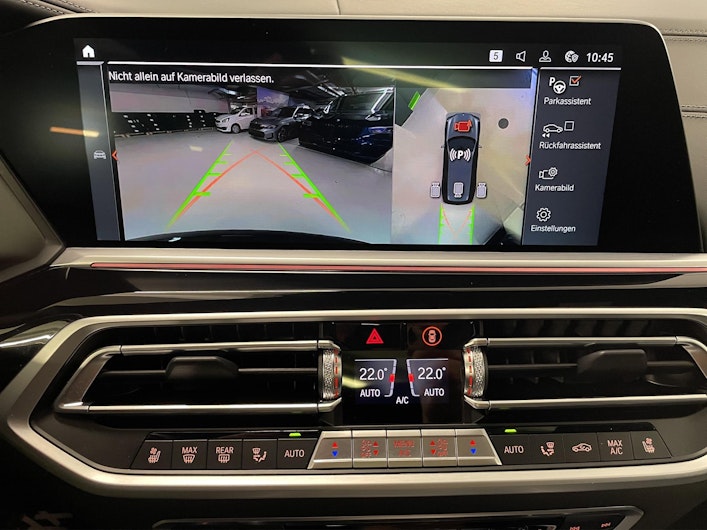 Vehicle image BMW X7