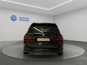 Vehicle image BMW X7 M50i