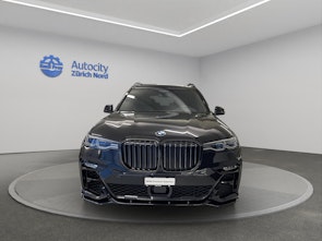 Vehicle image BMW X7 M50i