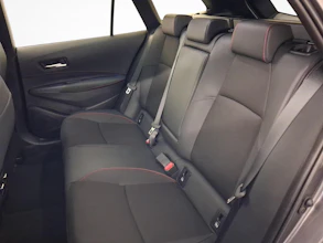 https://vehicle.imgix.net/4022033/80b35b6e-701b-46c3-8e81-3559cfcdf931.jpg