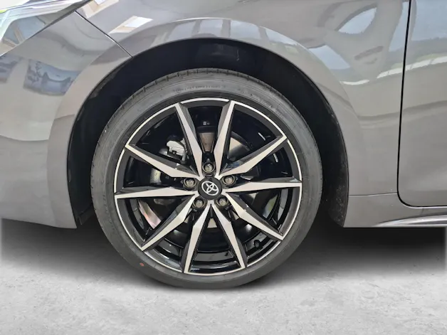 Toyota Corolla Touring Sports 2.0 HSD GR Sport + Servizi & Ruote invernali inclusi