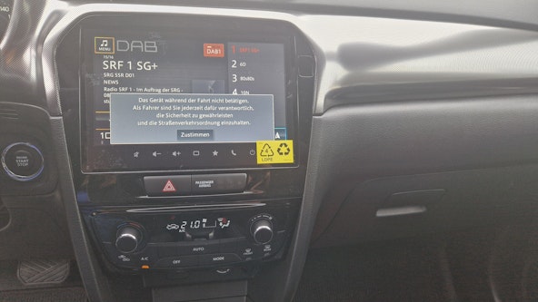 Vehicle image 14 Vehicle image 14