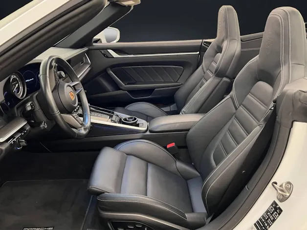 Porsche 911 Turbo S Cabriolet